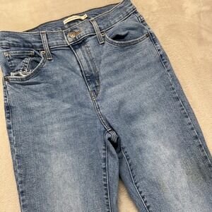 Levi's Jeans‎ Women's 28 High Waisted Crop Flare Whiskered Light Wash Denim 26"